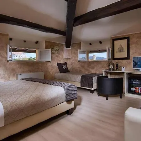 Hotel Tower 4*