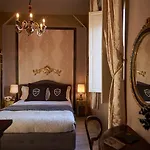 Tower 4*