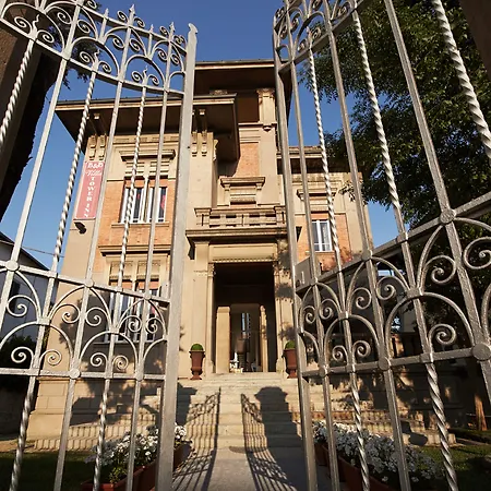 Tower Hotel